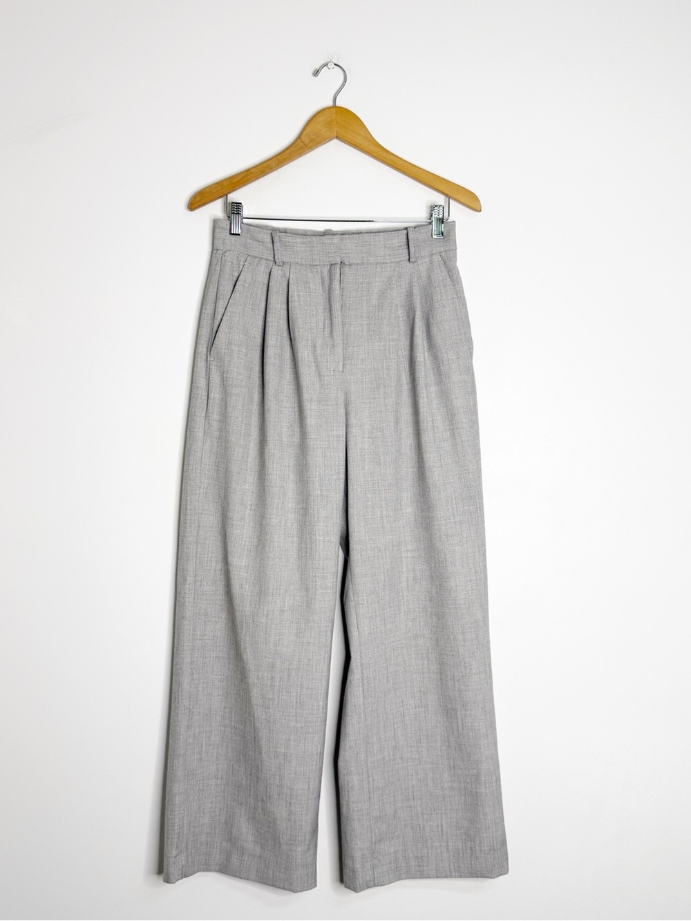 Abercrombie & Fitch A&F Sloane Tailored Pants Size 28 Short Gray Wide Leg